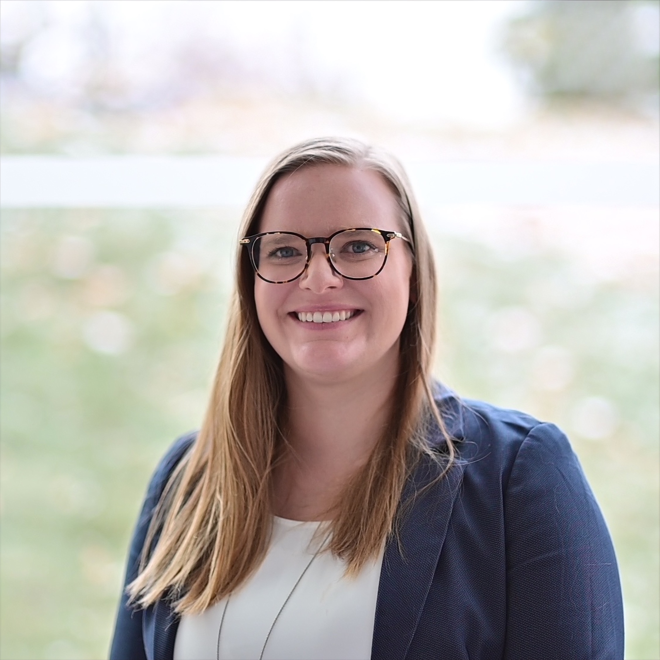 Photo of Corinne Long